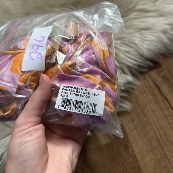 STONE FOX Azalea One Piece Swimsuit In Retro Bloom - Picture 8 of 8